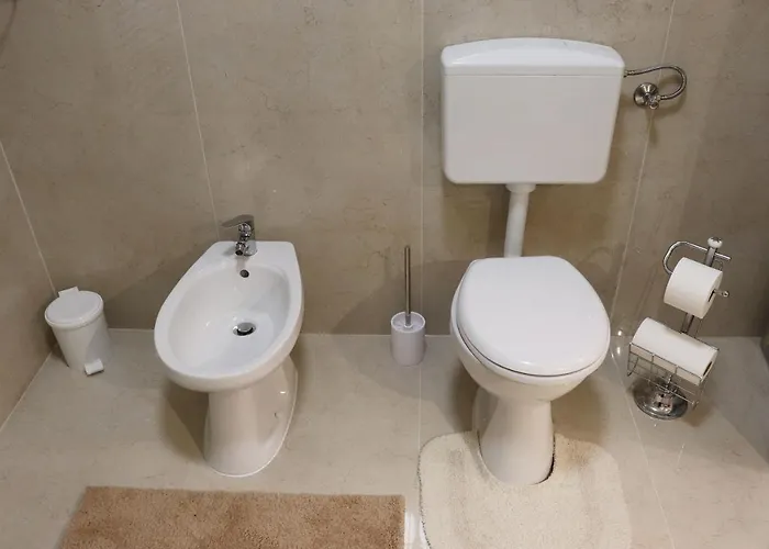 Piroska Bartok Teri 01 Apartment *